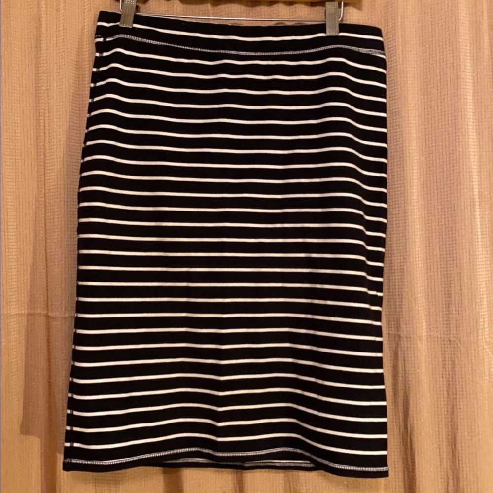 Black and White Striped Pencil Skirt